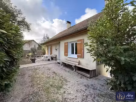 vente maison 3 pièces 86 m² à champs-sur-tarentaine-marchal (15270)  157 000 €