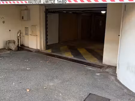 location parking cagnes sur mer 06800