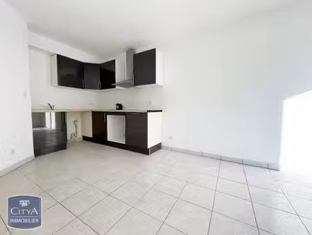 location appartement 2 pièces 34m² montfavet 84140