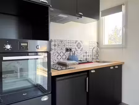 location appartement 1 pièce 22m² istres 13800