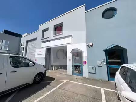 location bureaux 154m²