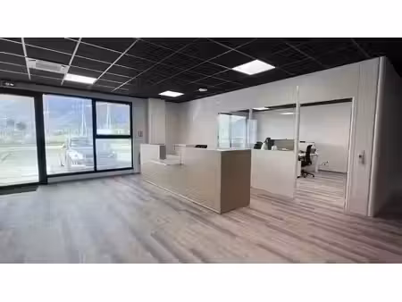 vente locaux professionnels 0 pièces 351 m² à sainte-hélène-du-lac (73800)  689 000 €