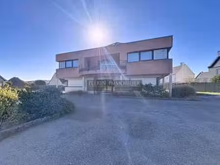 vente bureaux et commerces à saint-pol-de-léon (29250) : à vendre / 300m² saint-pol-de-léo