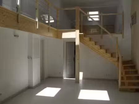 location appartement 5 pièces 93m² poitiers 86000