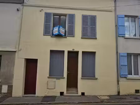 immeuble à villeneuve-sur-bellot (77510)