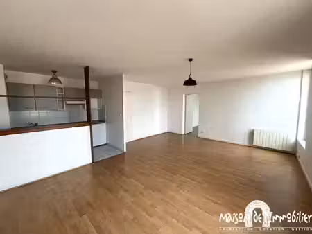 location appartement 2 pièces 59 m² à cognac (16100)  550 €