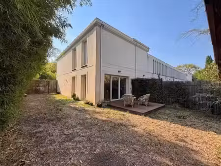 location maison 4 pièces 195 m² à bruges (33520)
