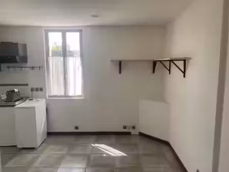 location appartement 1 pièce 18 m² à villenave-d’ornon (33140)