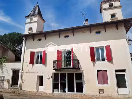 très grand potentiel pour cette magnifique demeure