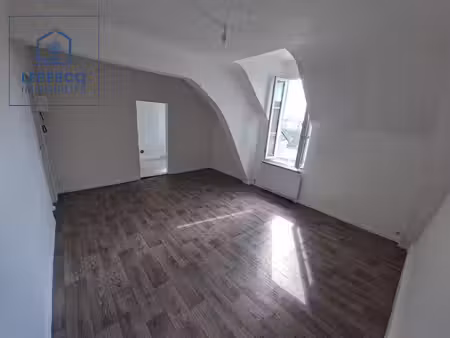 charmant appartement 1 pièce à villers-cotterêts