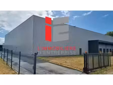vente local industriel 2619 m² languidic (56440)