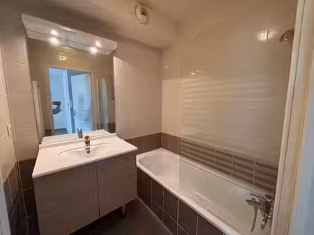 location appartement 1 pièce 33 m² à ambilly (74100)