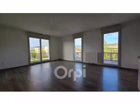 location appartement 3 pièces 63 m² à clermont-ferrand (63100)