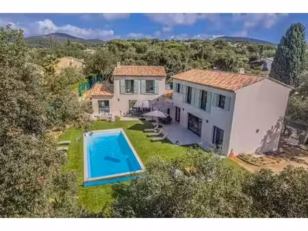 villa de luxe de 10 pièces en location grimaud  provence-alpes-côte d'azur