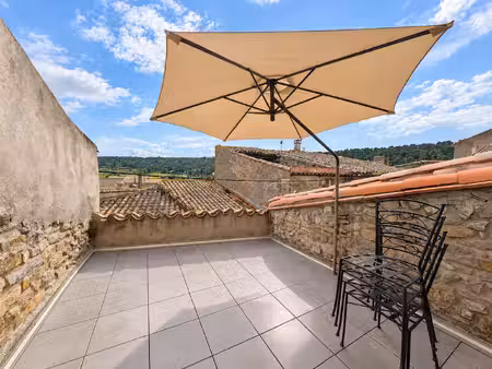 maison de village en pierre avec terrasse tropézienne et vue dégagée à...