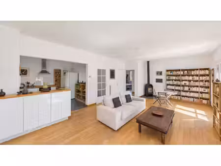 sauveterre - maison 135 m² sur terrain arboré de 1500 m²