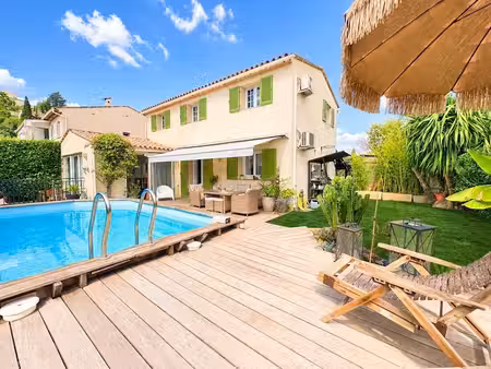 pégomas - villa 5 pièces de 115m² sur terrain de 500m² avec piscine