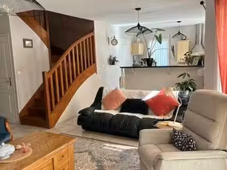 vente maison à saint-aubin-d'aubigné (35250) : à vendre / 121m² saint-aubin-d'aubigné