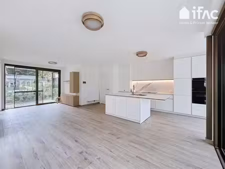 appartement de plain-pied avec 3 chambres