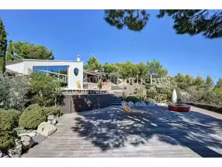 maison de luxe à vendre dans le quartier montagne des chèvres