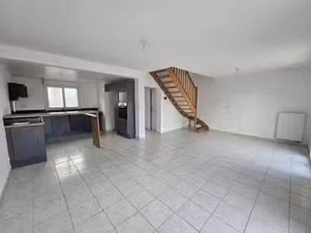 location maison à trélazé (49800) : à louer / 90m² trélazé