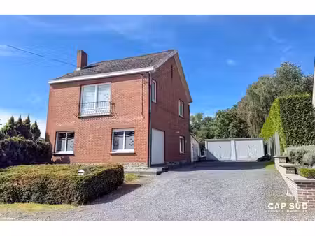 maison à rénover avec jardin - garage et grenier aménageable