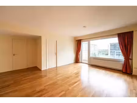appartement lumineux avec terrasse à roodebeek
