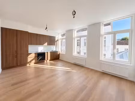 appartement 1 chambre entièrement rénové – ± 46 m²