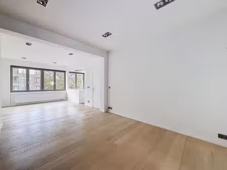 place albert: bel appartement rénové