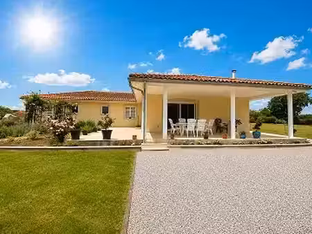vente maison 6 pièces 165 m² eysus (64400)