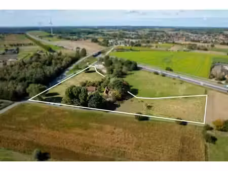 ferme à rénover avec prairie sur +-2ha à veldegem