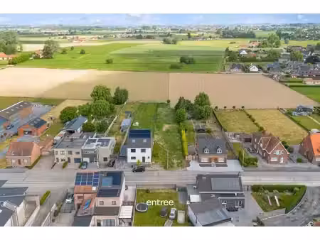 beau terrain à bâtir de 1027 m² avec vue dégagée