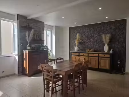 vente maison 9 pièces 240 m² à gaillan-en-médoc (33340)  173 200 €
