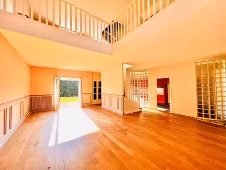 maison de luxe à vendre dans le quartier le bourg