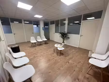 location bureaux les milles 13290 15m²
