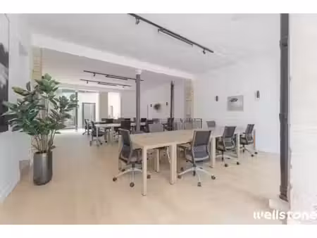 location bureaux 194m²