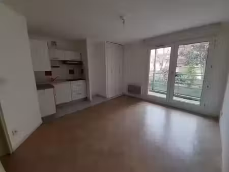 location appartement 1 pièce 21 m² à toulouse (31400)