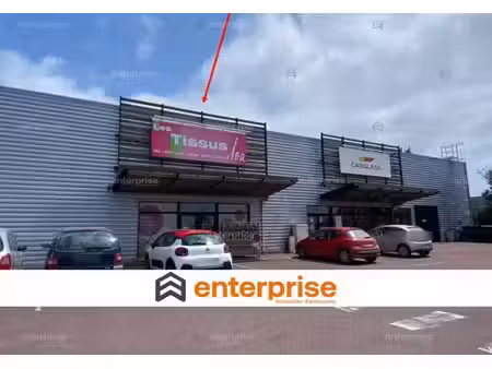 location commerce cherbourg en cotentin 50470 400m²