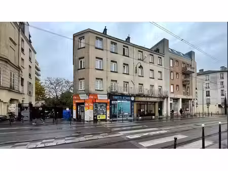 vente commerce l ile saint denis 93450 173m²
