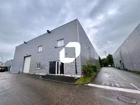 vente local d’activités gleize 69400 470m²