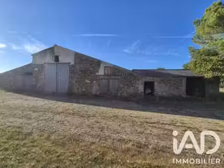 vente maison à montréverd (85260) : à vendre / 317m² montréverd