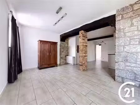 duplex 1 chambre au cœur de ciney !