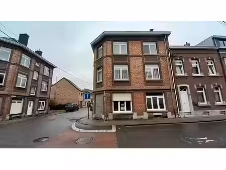 maison de rapport de 170 m²  3 façades à pepinster.