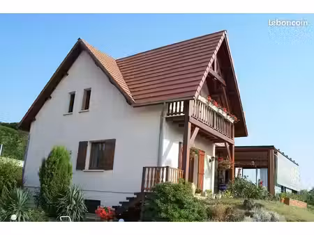 cournon-d'auvergne – maison 165 m² avec piscine et vue panoramique sur la chaîne des puys