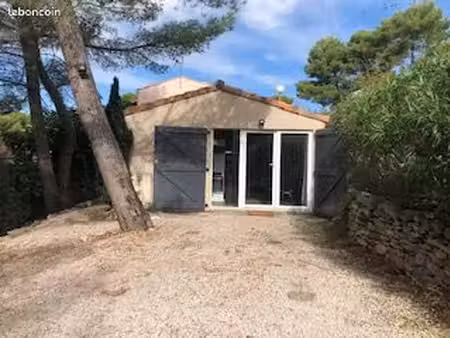 ?maison coup de cœur climatisée et rénovée  au calme dans résidence sécurisée avec piscine