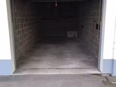 location de garage  sécurisé