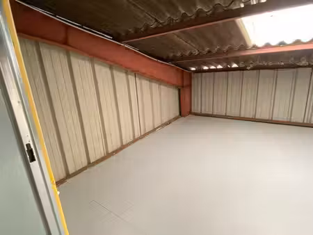 box de stockage 10m2