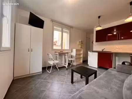 studio 1 pièce 16 m²