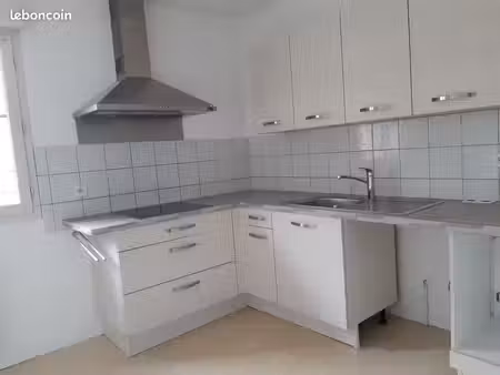 montceau c.ville appart 72m2 + garage