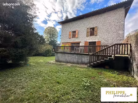 maison 5 pièces 159 m²